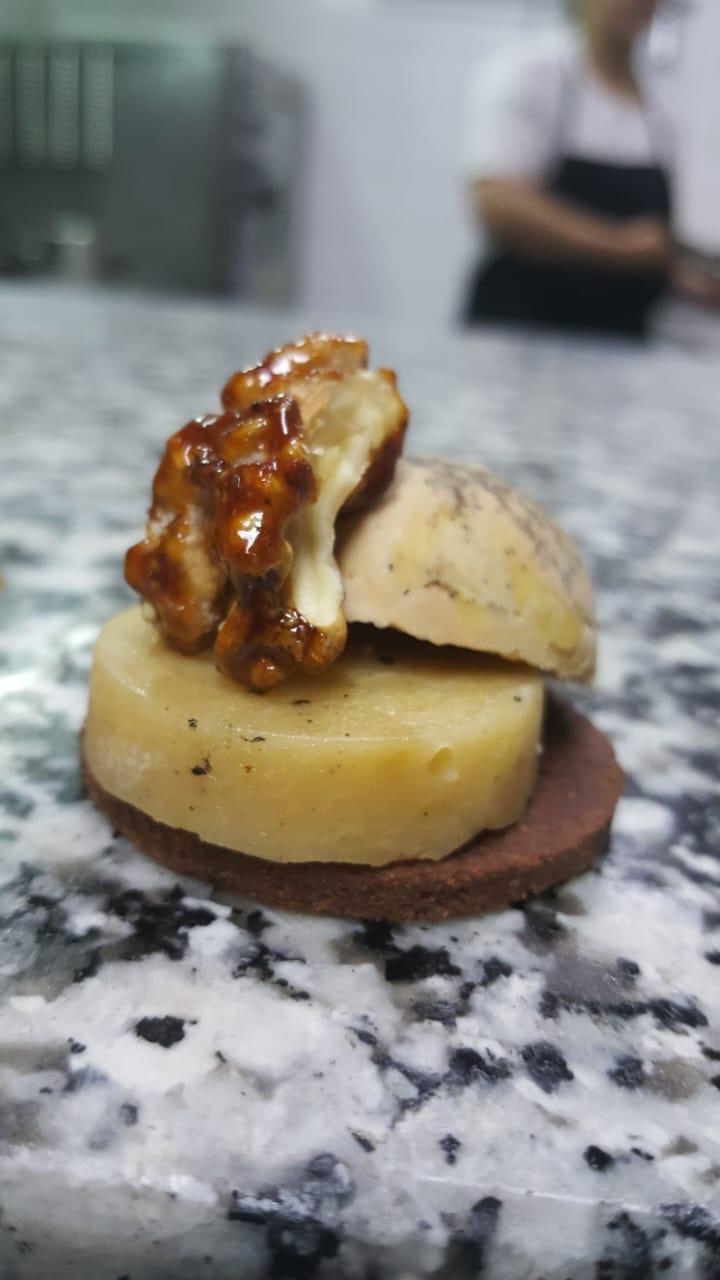 Bouchée au foie gras et noix caramélisée, réception privée Marrakech
