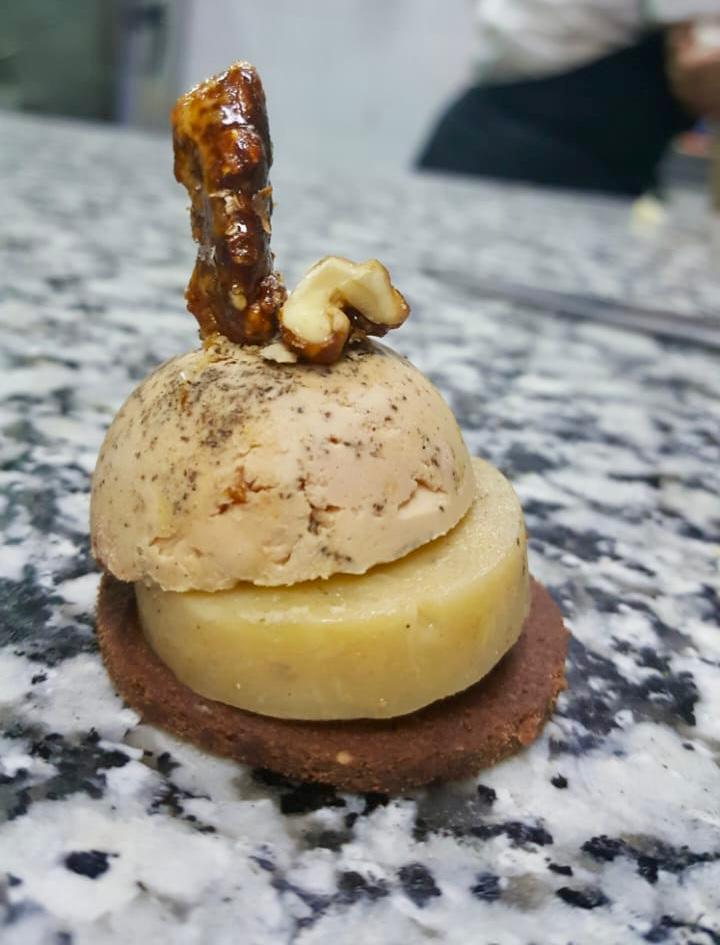 Bouchée de foie gras aux noix, pièce cocktail haut de gamme